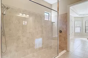 8613 Grand Alberato Rd, Tampa, FL 33647 - Photo 31