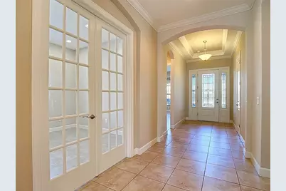 8613 Grand Alberato Road, Tampa, FL 33647 - Photo 9