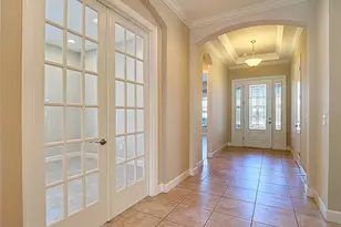 8613 Grand Alberato Rd, Tampa, FL 33647 - Photo 9