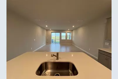 9160 Aurelia Avenue, Parrish, FL 34219 - Photo 5