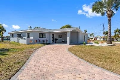 475 115th Avenue, Treasure Island, FL 33706 - Photo 3