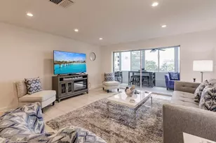 1255 E Peppertree Dr, Sarasota, FL 34242 - Photo 19