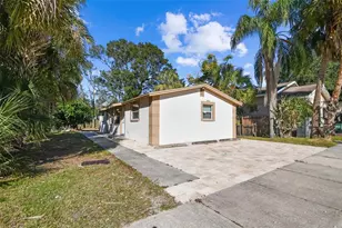 2135 W St Conrad St, Tampa, FL 33607 - Photo 9