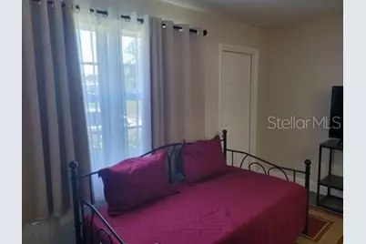 10038 62nd Terrace N #11, Saint Petersburg, FL 33708 - Photo 17