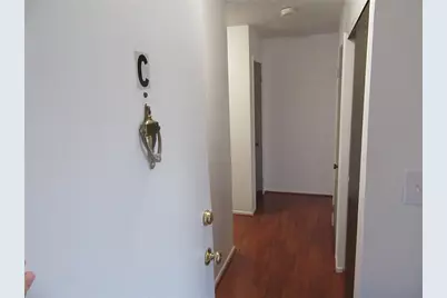 1143 85th Terrace N #C, Saint Petersburg, FL 33702 - Photo 3