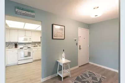 1255 E Peppertree Drive #501, Sarasota, FL 34242 - Photo 3