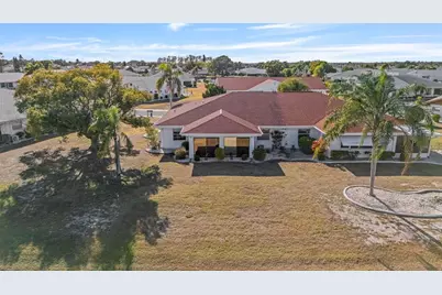 1207 Bluewater Drive, Sun City Center, FL 33573 - Photo 51