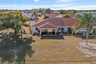 1207 Bluewater Dr, Sun City Center, FL 33573 - Photo 51