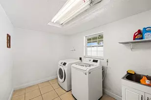 9031 Tree Valley Cir, Tampa, FL 33615 - Photo 19