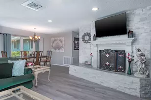 501 Lakeview Dr, Oldsmar, FL 34677 - Photo 19