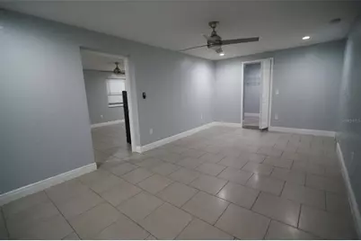 907 W Humphrey Street, Tampa, FL 33604 - Photo 9