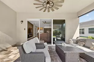 30724 Lindentree Dr, Wesley Chapel, FL 33543 - Photo 49