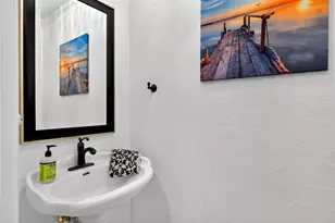 5900 Bayview Cir S, Gulfport, FL 33707 - Photo 45