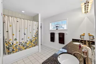 5900 Bayview Cir S, Gulfport, FL 33707 - Photo 29