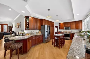 5900 Bayview Cir S, Gulfport, FL 33707 - Photo 7