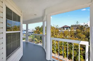 5900 Bayview Cir S, Gulfport, FL 33707 - Photo 75