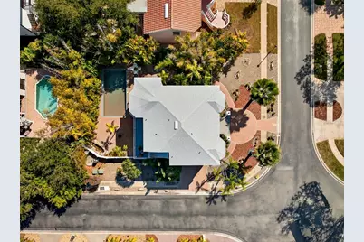 5900 Bayview Circle S, Gulfport, FL 33707 - Photo 3