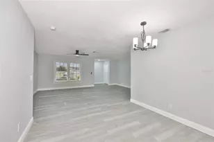 1007 Strawpocket Pl, Sun City Center, FL 33573 - Photo 19