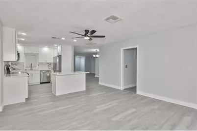 1007 Strawpocket Place, Sun City Center, FL 33573 - Photo 11