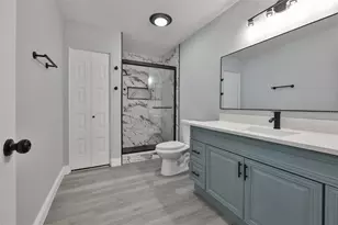 1007 Strawpocket Pl, Sun City Center, FL 33573 - Photo 7