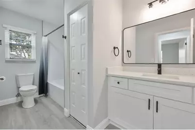 1007 Strawpocket Place, Sun City Center, FL 33573 - Photo 9