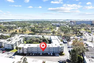 9950 47th Ave N, Saint Petersburg, FL 33708 - Photo 29