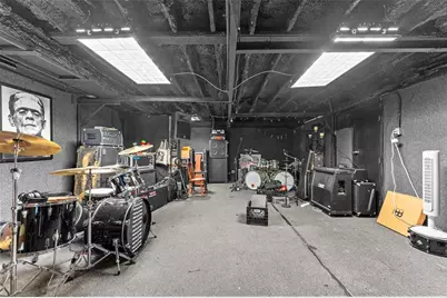 701 49th Street S, Gulfport, FL 33707 - Photo 23