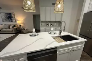 2901 50th Pl E, Bradenton, FL 34203 - Photo 9