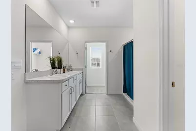 32577 Kobuk Valley Avenue, Wesley Chapel, FL 33543 - Photo 21