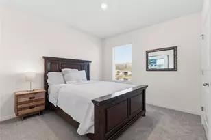 32577 Kobuk Valley Ave, Wesley Chapel, FL 33543 - Photo 27