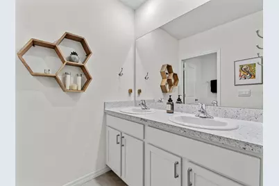 32577 Kobuk Valley Avenue, Wesley Chapel, FL 33543 - Photo 29