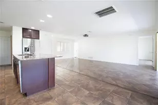 6575 Green Valley Dr, Seminole, FL 33777 - Photo 7