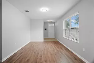 10104 Hawk Storm Ave, Tampa, FL 33610 - Photo 3