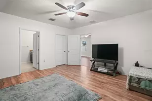 10104 Hawk Storm Ave, Tampa, FL 33610 - Photo 13