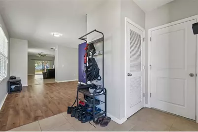 10104 Hawk Storm Avenue, Tampa, FL 33610 - Photo 3