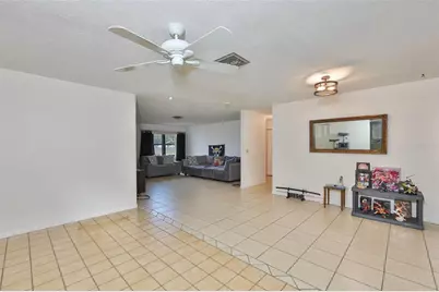 5534 22nd Avenue N, Saint Petersburg, FL 33710 - Photo 9