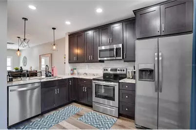 2375 Lake Woodberry Circle, Brandon, FL 33510 - Photo 9