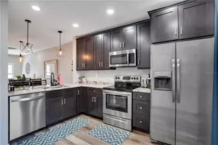 2375 Lake Woodberry Cir, Brandon, FL 33510 - Photo 9