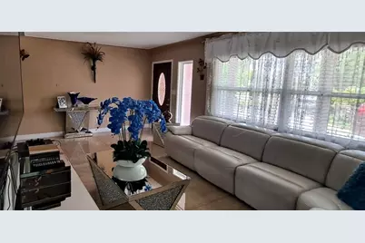 3964 22nd Avenue N, Saint Petersburg, FL 33713 - Photo 3