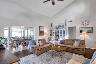 13308 Kearney Way, Tampa, FL 33626 - Photo 7