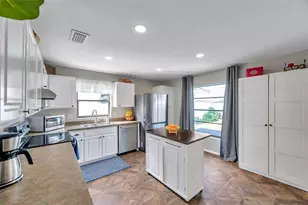 13308 Kearney Way, Tampa, FL 33626 - Photo 11