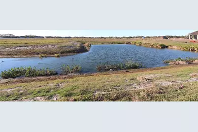 2808 Marrakesh Lane, Sarasota, FL 34234 - Photo 3