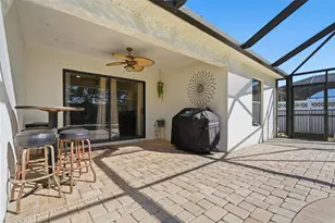 3418 72nd Dr E, Sarasota, FL 34243 - Photo 33