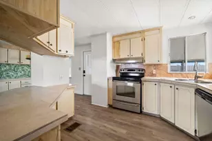 3648 Fox Ridge Blvd, Wesley Chapel, FL 33543 - Photo 11