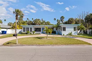 3119 W Maritana Dr, Saint Pete Beach, FL 33706 - Photo 1