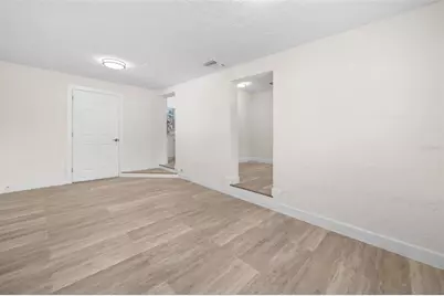 4715 W Bay Vista Avenue, Tampa, FL 33611 - Photo 9