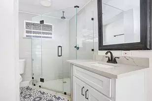 1619 E 31st Ave, Tampa, FL 33610 - Photo 17