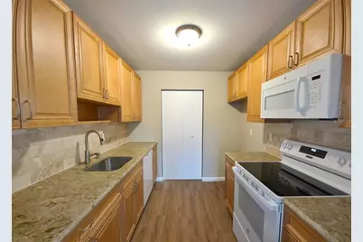 1503 16th Circle SE, Largo, FL 33771 - Photo 7