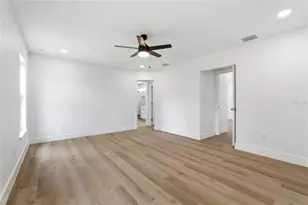 3837 44th Ave N, Saint Petersburg, FL 33714 - Photo 5