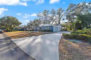 4915 Whiteoak Dr E, Lakeland, FL 33813 - Photo 3
